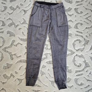 House of harlow 1960 velvet joggers